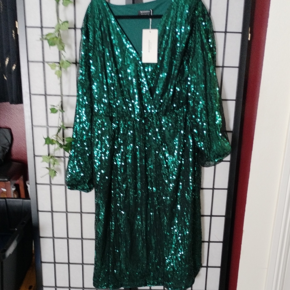 BloomChic Emerald Green Sequin Wrap Dress